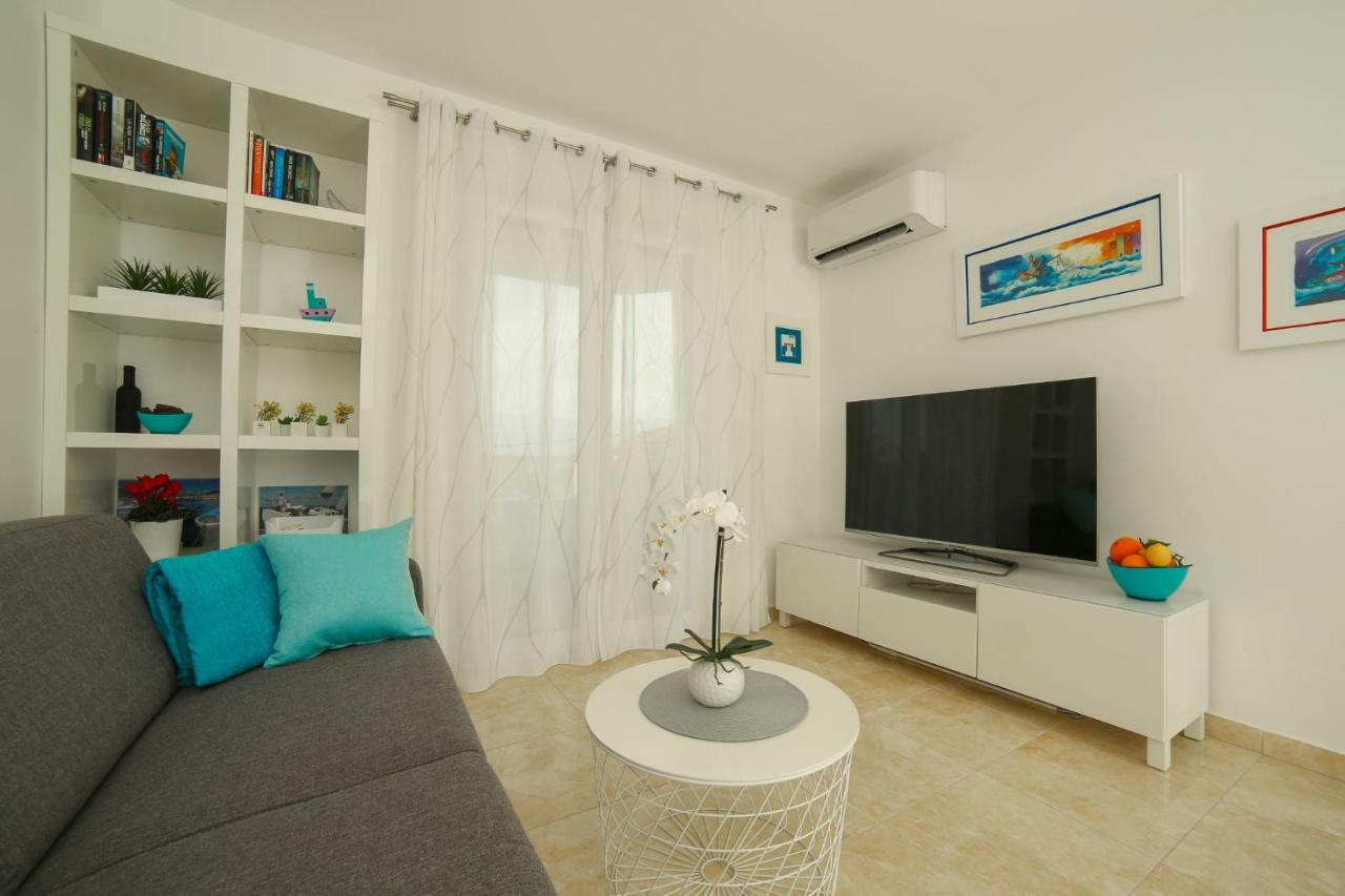 Amazing luxury 4star apartment Laura Supetar Bagian luar foto